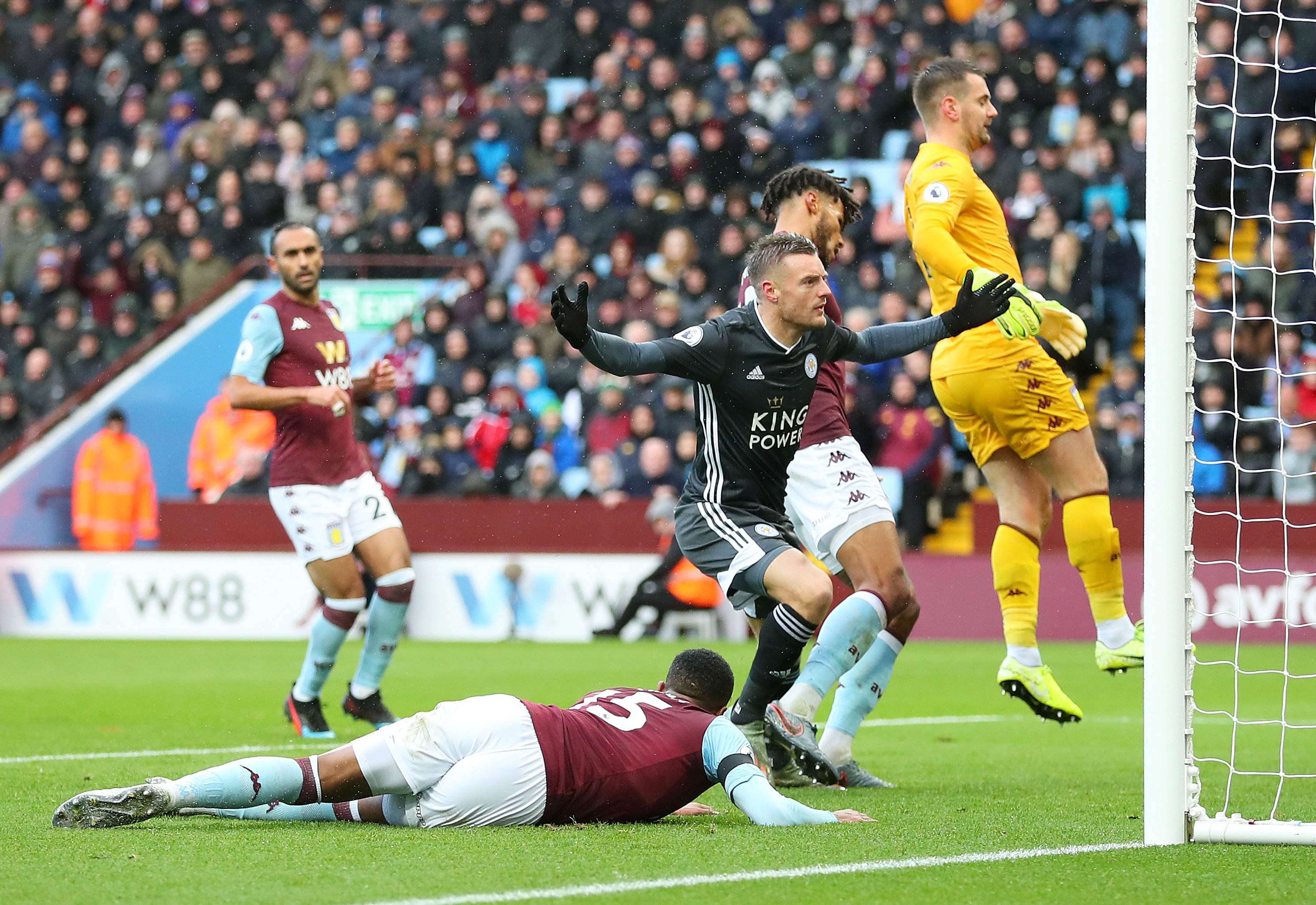 特尔施特根致敬拉基蒂奇:你是我合作过的最优秀的球员之一.